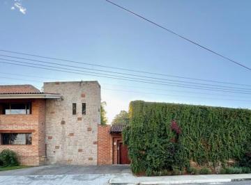 Casa de 3 habitaciones, San Pedro Tlaquepaque · Casa en Renta Club Atlas Norte, Tlaquepaque
