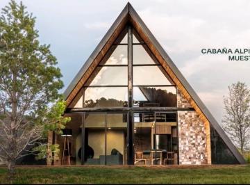 Quinta · 150m² · 3 Recámaras · Cabaña en Venta en Arteaga