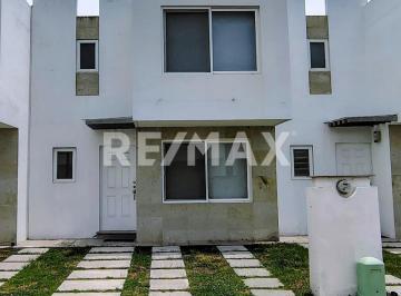 Casa · 95m² · 3 Recámaras · 2 Estacionamientos · Casa en Venta en Paseos del Bosque, Corregidora Querètaro - (4)