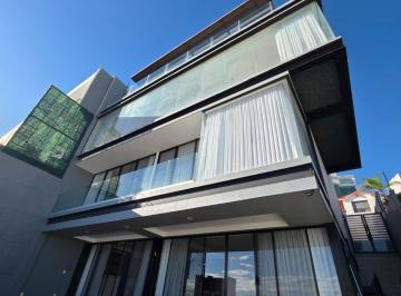 Casa en condominio · 423m² · 5 Recámaras · 3 Estacionamientos · Casa en Condominio en Venta y Renta en Balcones del Acueducto