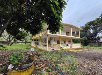 Terreno / Lote · 2700m² · 8 Recámaras · 3 Estacionamientos · Terterreno con Construccion Playa Azul Cong Paso de Cedro Mpo. Actopanreno