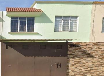 Casa de 2 habitaciones, Puebla · Hermosa Casa de Recuperación Bancaria en Venta en Tres Cerritos, Puebla.
