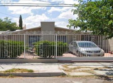 Casa de 3 habitaciones, Juárez · Hermosa Casa de Recuperación Bancaria en Venta en Col. Alegre, Juárez, Chihuahua.