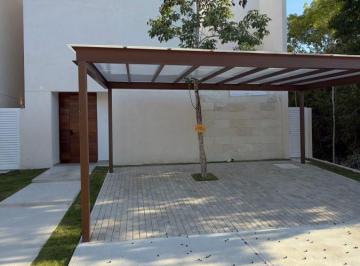Casa de 3 habitaciones, Benito Juárez · Casa con 220 m² de Superficie de Terreno, 3 Habitaciones en Renta en Cancún