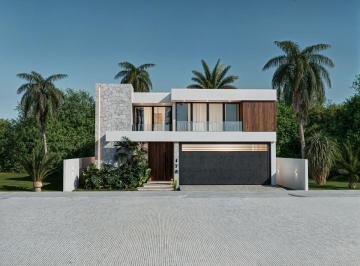 Casa · 295ha · 3 Recámaras · 2 Estacionamientos · Casa de 3 Recamaras en Venta, con Jardín, 2 Pisos, Frente Al Mar. Riviera Veracruz