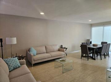 Casa en condominio de 3 habitaciones, Corregidora · Casa en Venta Atras del Carls Jr de Constituyentes