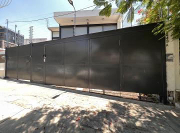 Casa de 6 habitaciones, Guadalajara · Casa en Providencia Adaptada con 4 Unidades de Negocio