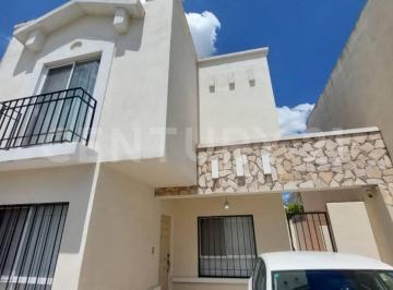 Casa · 210m² · 3 Recámaras · 1 Estacionamiento · Se Renta Casa en Manantiales del Valle Ramos Arizpe