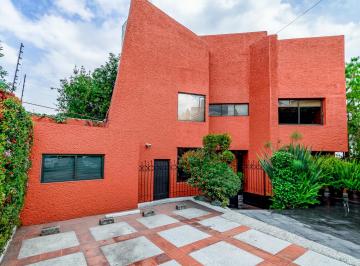 Casa de 4 habitaciones, Naucalpan de Juárez · Con Estilo, Segura y Acogedora Casa en Tecamachalco