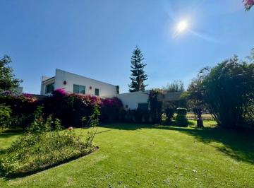 Casa de 3 habitaciones, Atlixco · Casa en Venta Campo de Golf Club de Golf El Cristo Atlixco, Puebla