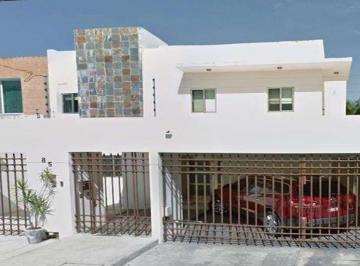Casa de 4 habitaciones, Cancún · Hermosa Casa de Recuperación Bancaria en Venta en Sm 12, Cancún, Q. R.