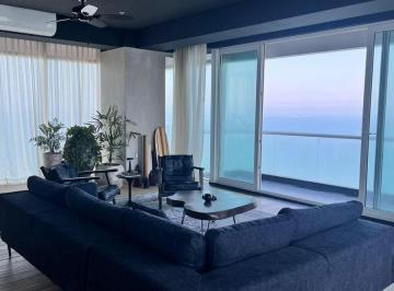 Departamento · 250m² · 2 Recámaras · 2 Estacionamientos · Departamento de Lujo Amueblado, 2 Recámaras en Venta, Frente Al Mar, Boca del Rio Veracruz