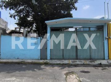 Casa · 135m² · 1 Recámara · 3 Estacionamientos · Casa en Venta en Chalco Centro, Ubicada a Unos Minutos de La Carretera Cuautla - Amecameca, con Exc