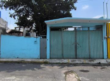 Casa · 135m² · 1 Recámara · 3 Estacionamientos · Casa en Venta en Chalco Centro, Ubicada a Unos Minutos de La Carretera Cuautla - Amecameca, con Exc