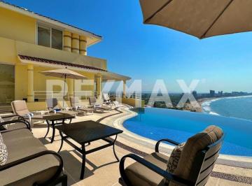 Casa · 737m² · 4 Recámaras · 2 Estacionamientos · Venta Casa en Acapulco Diamante Guerrero - (4)