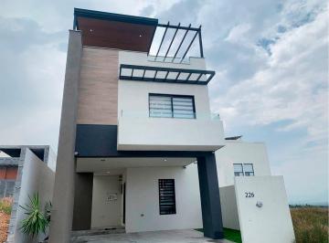 Casa · 223m² · 3 Recámaras · 2 Estacionamientos · Casa en Venta, Dominio Cumbres, García