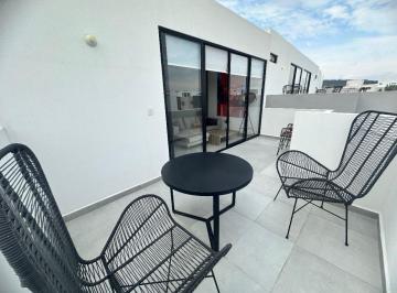 Casa en condominio · 140m² · 4 Recámaras · 2 Estacionamientos · PH - Zákia