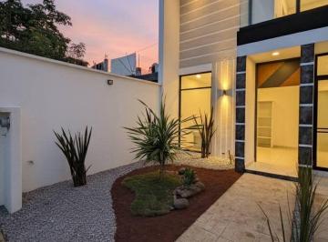 Casa · 130m² · 3 Recámaras · 2 Estacionamientos · Venta de Casa en Quiebrahacha Coatepec