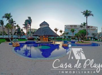 Departamento · 213m² · 3 Recámaras · 2 Estacionamientos · Departamento en Venta con Club de Playa Privado Acapulco