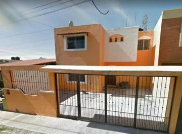 Casa de 3 habitaciones, Villa de Alvarez · Hermosa Casa de Recuperación Bancaria en Venta en Villa de Alvarez, Colima.