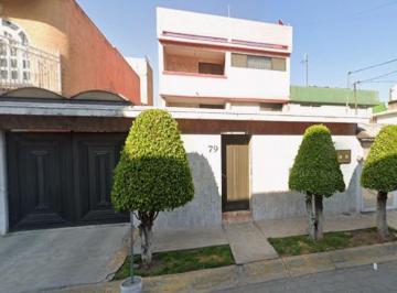 Casa de 4 habitaciones, Nezahualcóyotl · Casa en Bosques de Aragon, Cd Neza, con Patio, Cerca de Escuela, Clinica, Centro Comercial.