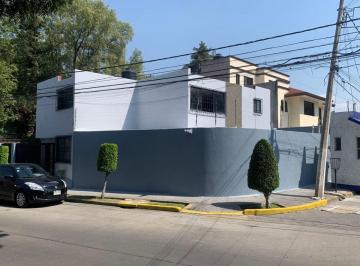 Casa de 3 habitaciones, Naucalpan de Juárez · Casa en Esquina en Jardines de San Mateo – Excelente Ubicación
