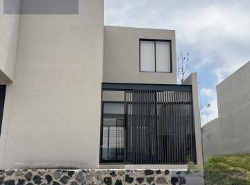 Casa · 103m² · 2 Recámaras · 2 Estacionamientos · Casa en Juriquilla