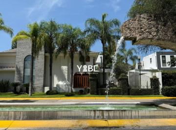 Casa en condominio de 3 habitaciones, Zapopan · Casa en Venta Valle Real