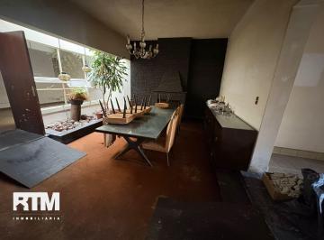 Casa · 302m² · 5 Recámaras · 1 Estacionamiento · Casa en Venta, Ideal Para Remodelar en Melchor Ocampo