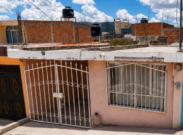 Casa 110m² Venta Fraccionamiento Conde de Bernardez · Casa en Venta en Conde de Bernardez, Guadalupe, Zacatecas.