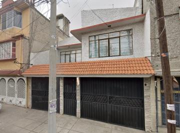 Casa de 4 habitaciones, Gustavo A. Madero · Casa en Venta en San Juan de Aragon VI Secc ¡Invierte en Una Propiedad de Recuperaciòn Hipotecaria!