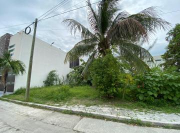 Terreno / Lote , Carmen · Terreno Residencial en Esquina Excelente Ubicacion