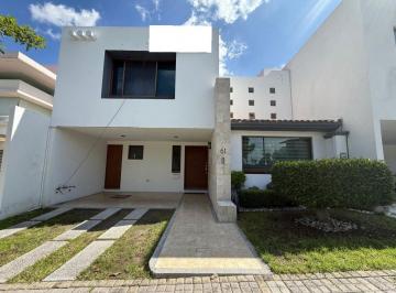 Casa de 3 habitaciones, San Andrés Cholula · Hermosa Casa en Parque La Castellana