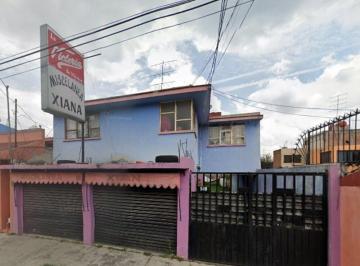 Casa de 3 habitaciones, Toluca · Casa en Venta Moderna de La Cruz Toluca