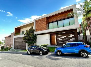 Casa de 4 habitaciones, Monterrey · Casa 780 m² | Club de Golf La Herradura | Smart Home, Cava, Cine, Sauna | Amueblada
