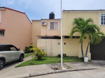Casa en condominio de 3 habitaciones, Acapulco de Juárez · Casa en El Fraccionamiento Las Garzas Diamante Ampliado