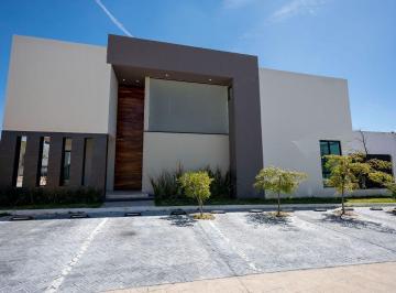 Casa en condominio de 4 habitaciones, Tlajomulco de Zúñiga · Venta Casa Nueva en Provenza 4 Recamaras