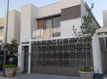 Casa · 185m² · 3 Recámaras · 2 Estacionamientos · Casa en Venta en Col. Residencial Apodaca en Apodaca Nuevo Leon