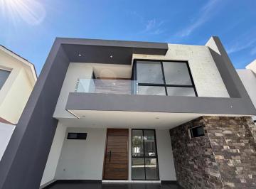Casa · 178ha · 3 Recámaras · 2 Estacionamientos · Casa en Venta Lomas Punta del Este Leon Guanajuato
