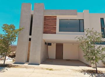 Casa · 144ha · 3 Recámaras · 3 Estacionamientos · Casa en Venta en Rinconada Santa Fe I León Guanajuato