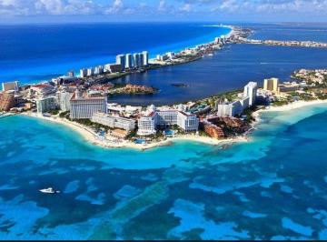 Terreno / Lote · 684ha · Terreno en Venta en Isla Dorada Cancún Quintana Roo