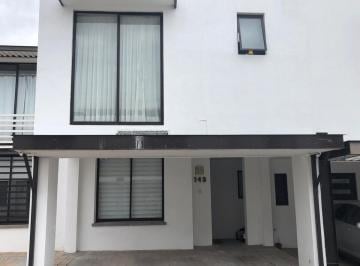Casa · 160ha · 3 Recámaras · 3 Estacionamientos · Casa en Venta en Fraccionamiento Katania León Guanajuato Zona Norte
