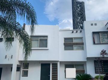 Casa · 130ha · 3 Recámaras · 2 Estacionamientos · Casa en Venta en Porton Cañada Leon Guanajuato