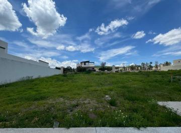 Terreno / Lote · 1380m² · Terreno en Venta en Cumbres del Campestre León Guanajuato Zona Norte