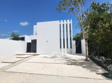 Casa · 195m² · 2 Recámaras · 2 Estacionamientos · Casa en Venta Entrega Inmediata Merida Kikteil