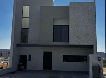 Casa de 3 habitaciones, Querétaro · Casa Galarza en Venta en La Reserva Juriquilla