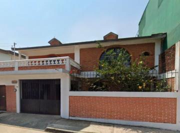 Casa de 3 habitaciones, Xalapa · Lasm56 ¡Vive Cerca de Todo en Altozano!