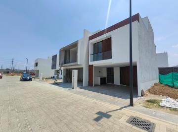 Casa · 159m² · 3 Recámaras · 2 Estacionamientos · Casa en Venta en Parque Real Residencial, Zona San Juan Cuautlancingo.
