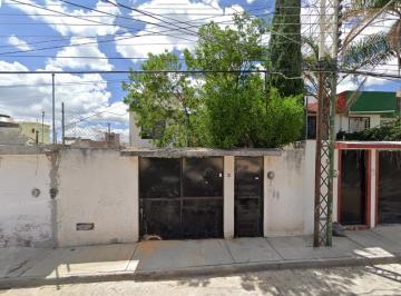 Casa de 3 habitaciones, San Juan del Río · Casa en Venta en San Juan del Río, Querétaro. Clm