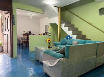 Casa · 150m² · 4 Recámaras · 4 Estacionamientos · Venta de Casa en Santiago Xochimilco. - (4)